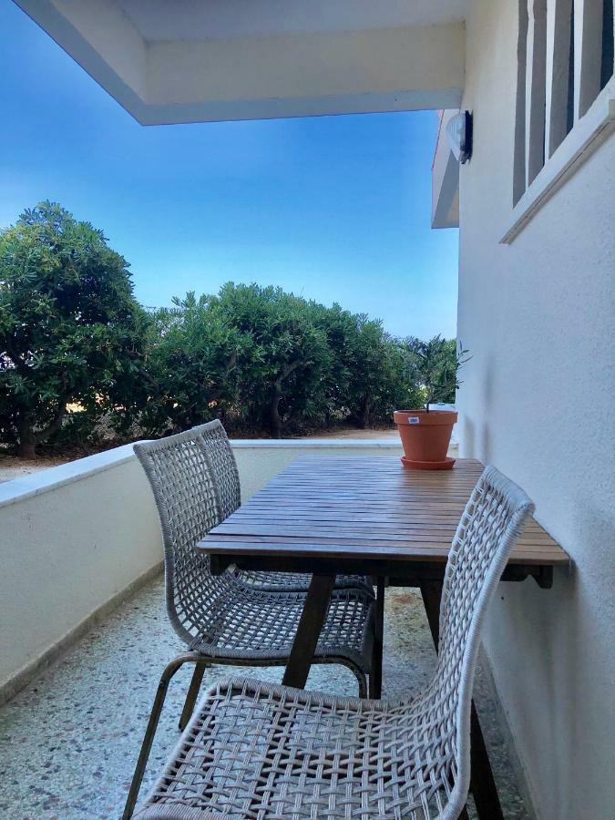 أرتيميدا Vravrona Beach Apartments المظهر الخارجي الصورة